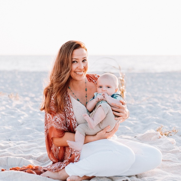 Meet your Posher, Jessica - Picture 1 of 1